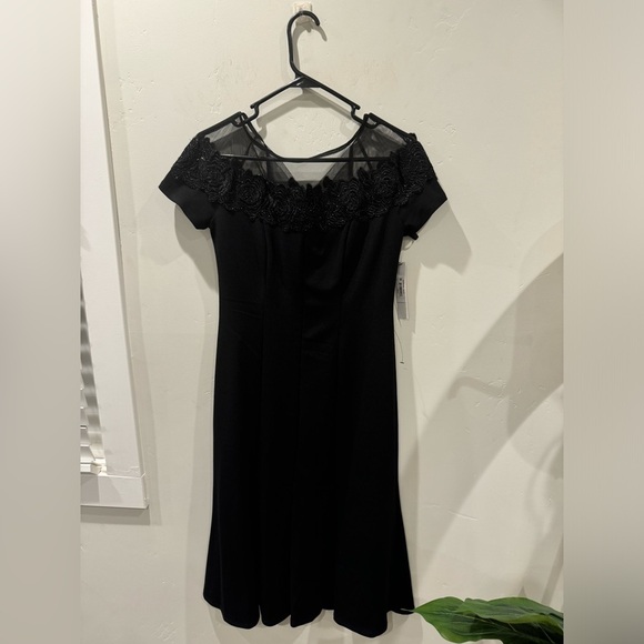 Maggy London TRACY ILLUSION Cocktail Dress SZ 2 US NWT ✨🔥🔥 - Picture 7 of 9